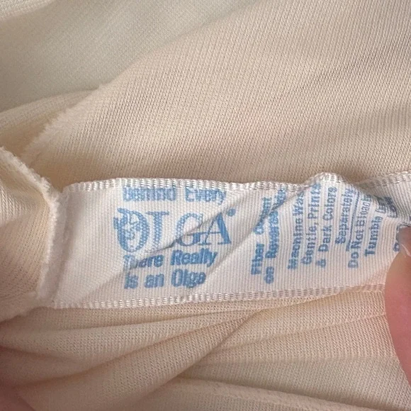 Olga Vintage Cream Yellow Maxi Nightgown Bodysilk Made in USA Lingerie - Picture 7 of 8